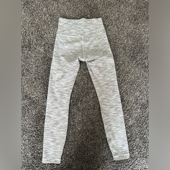 Lululemon High Rise 7/8 Tight 25" Leggings in Wee Are From Space Color Size 4 - Picture 5 of 8